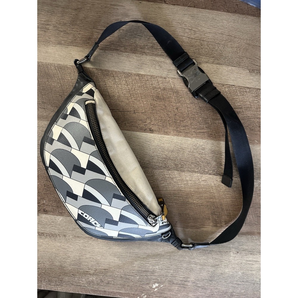 Coach Warren Belt Bag Geometric Print Cream Grey Black Fanny Pack C2057-1977